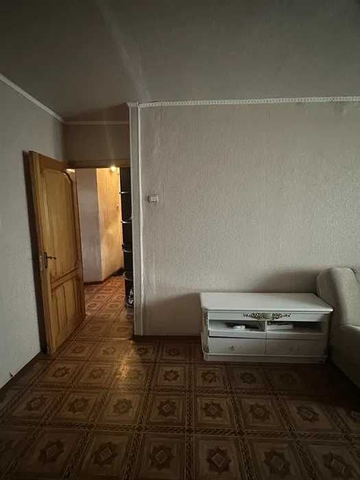 89957. Продається простора 2 кім квартира на Салтівці. 602м\р