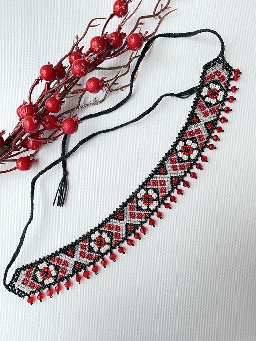 Силянка з бісеру,прикраса на шию,чокер,кольє.