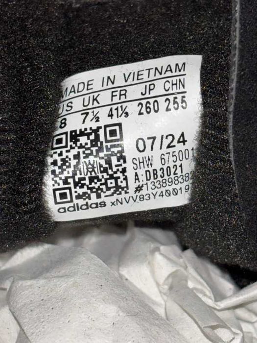 Ténis Adidas Spezial.