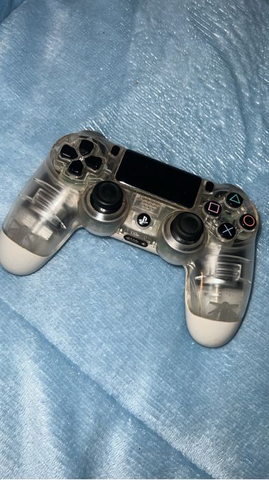 Playstation 4 + comando