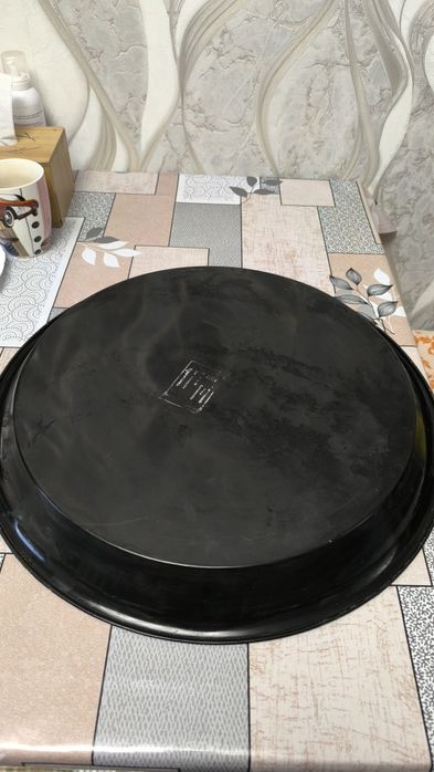 Продам поднос большой .