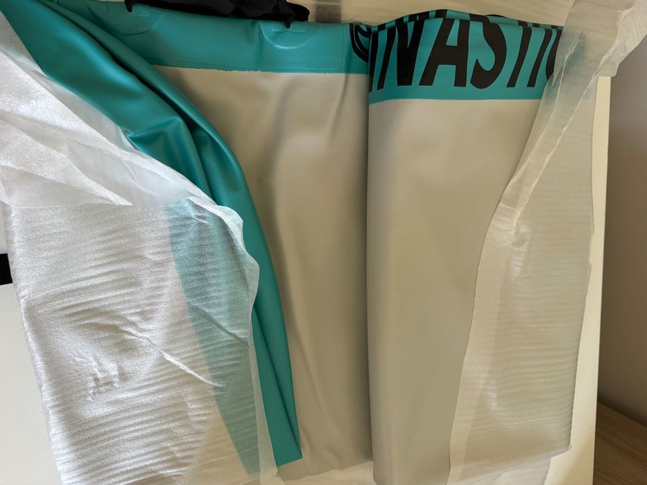 Nadmuchiwana Mata Gimnastyczna Air Track  z Pompką Elektryczną 2m