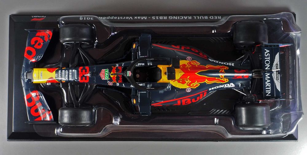 Miniatura Automóvel Formula 1 - Max Verstappen - Escala 1:24 de alta qualidade