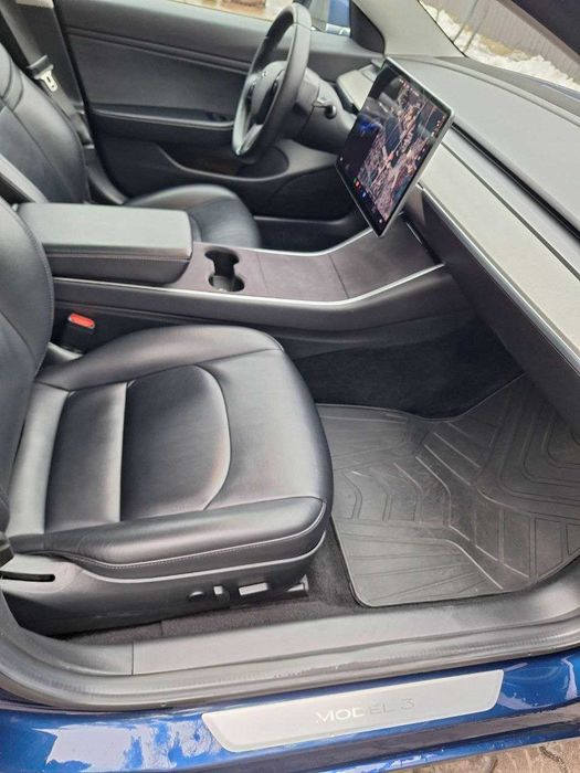 Продам Tesla Model 3 Long Range, 287 к.с.