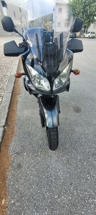 V-Strom 650 K7 – Extras – Garagem – Sem quedas – Oportunidade