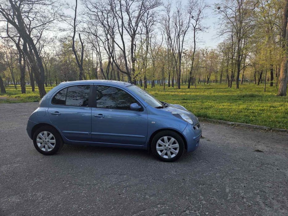 Продам Nissan mikra