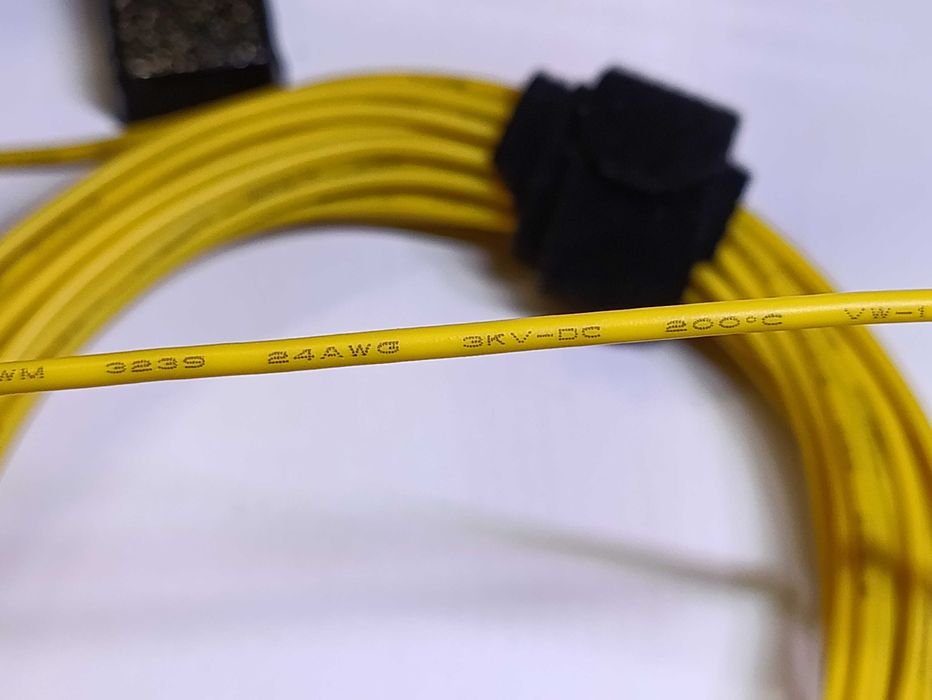 Провід AWG 22-24 силіконовий UL3239 / 26 термостій UL1332 -60 +200