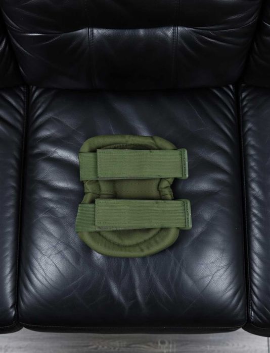 Набір тактичного захисту зелений наколінники налокітники