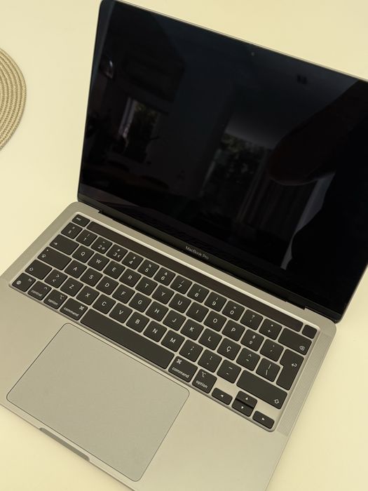 MacBook Pro 13" M1 (2020) – 8GB – Bateria 94%