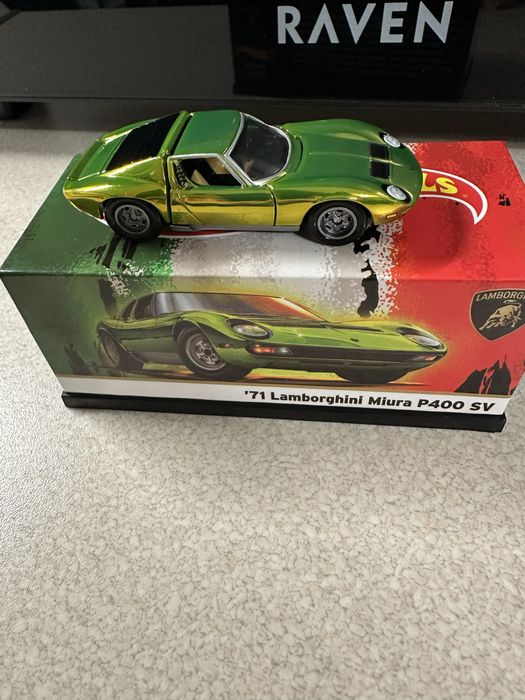 ホットウィール RLC限定 '71 ランボルギーニ ミウラ P400 SV Amazon | ホットウィール(Hot Wheels) ベーシックカー '71