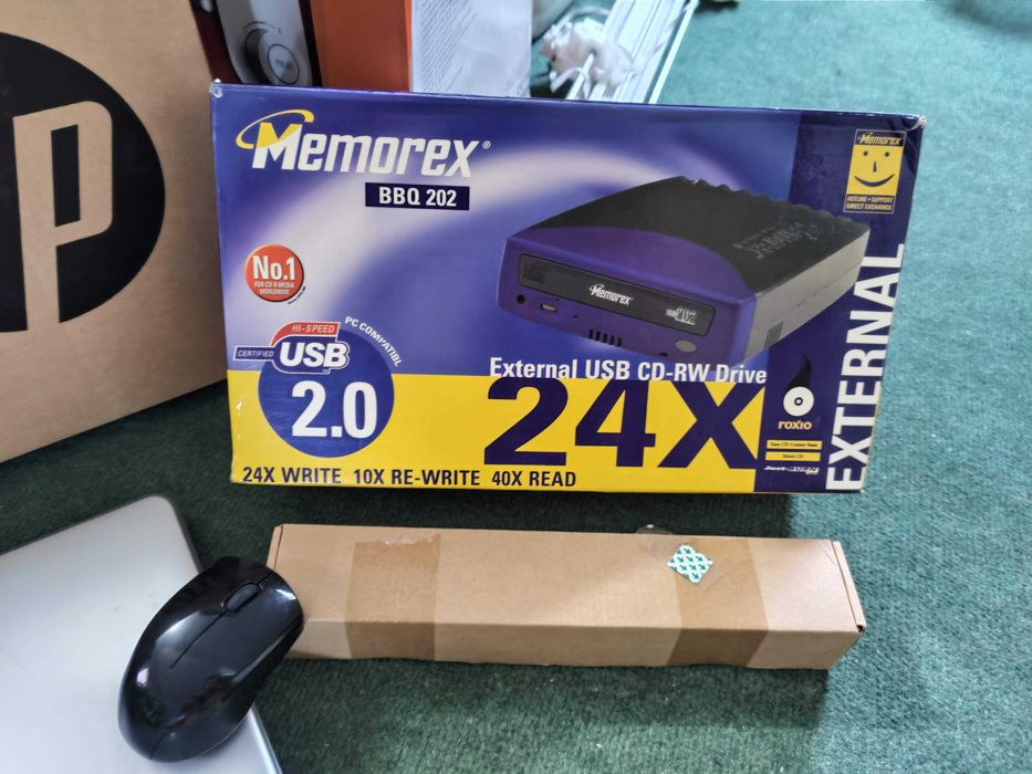 HP Laptop / Portátil com 24GB RAM e 512GB M2 SSD (com Vários Extras)64585183447171124