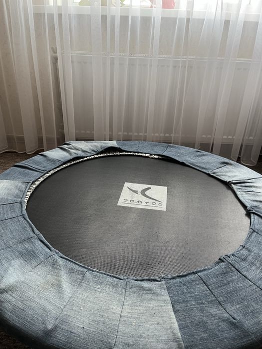 Батут дитячий для дому чи дачі