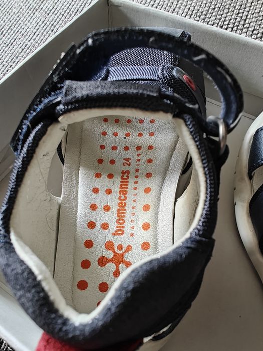 Sandálias azuis Biomecanics