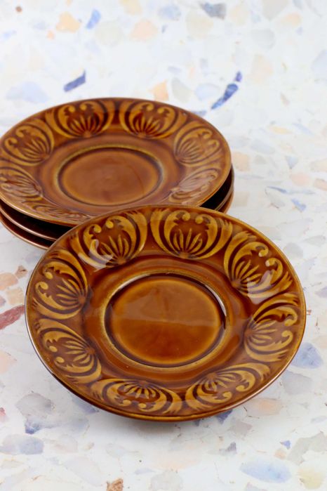 Zestaw brązowych spodków Tułowice spodki ceramika vintage retro prl