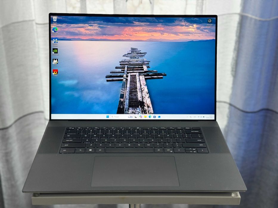 Ноутбук Dell Precision 5750 | i7-10750H RTX 3000 | Ram-32 SSD-512 FHD