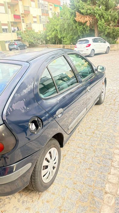 Renault Mégane 1.4 RT | Gasolina | 1997 | [171000kms] | IPO [2027] foto 2