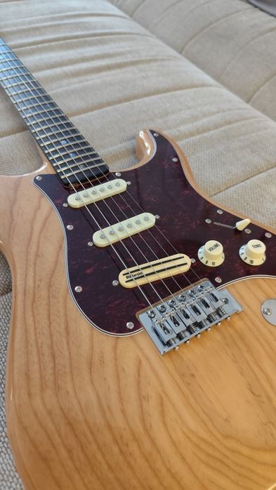 Guitarra Stratocaster American Ash SST/Ash