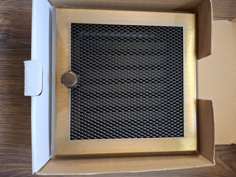 Kratka kominkowa wentylacyjna 16x16cm z żaluzją mosiądz-patyna