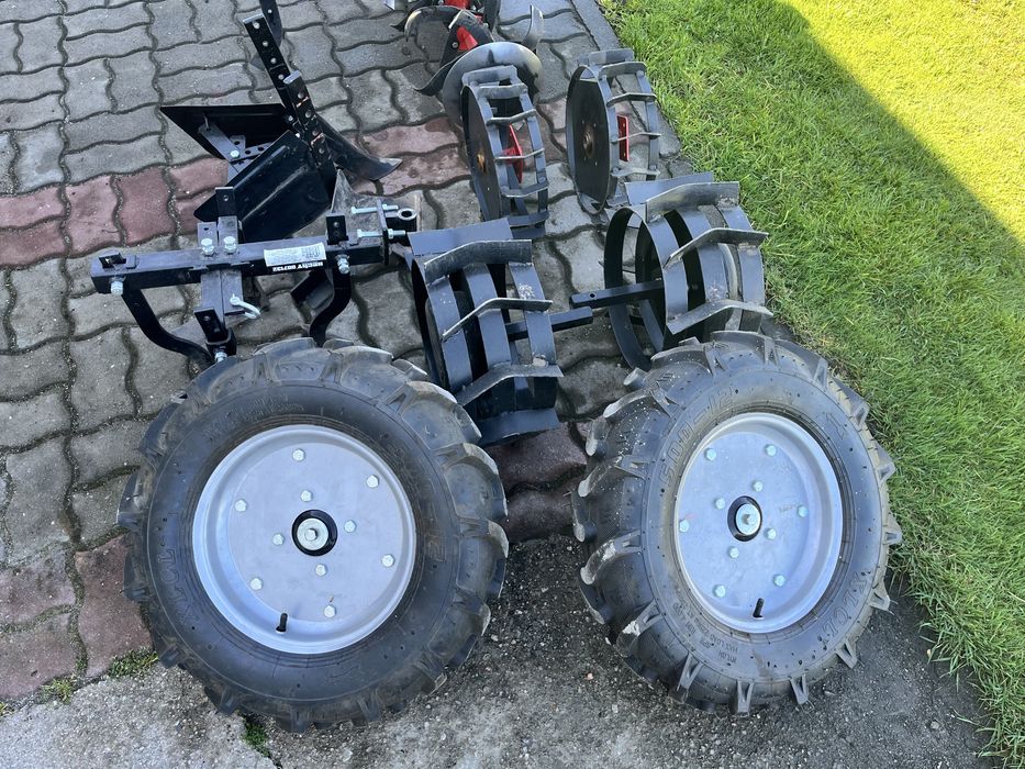 Glebogryzarka Hecht 7100 z akcesoriami