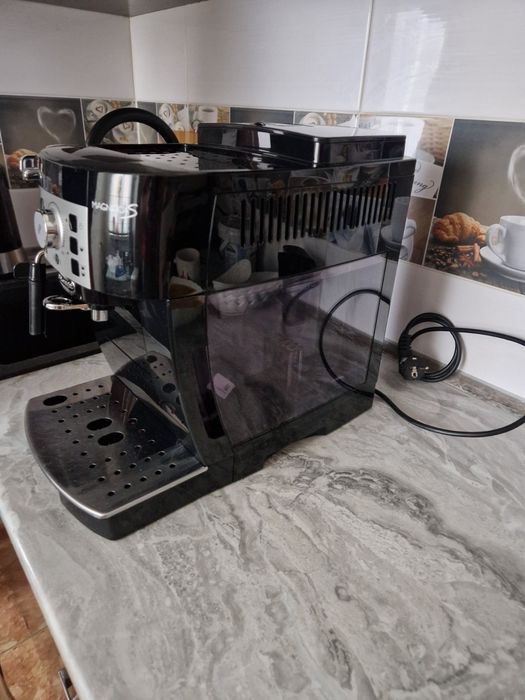 Кавоварка Delonghi Magnifica  S.