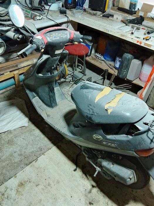 Хонда дио 27 под реставрацію.