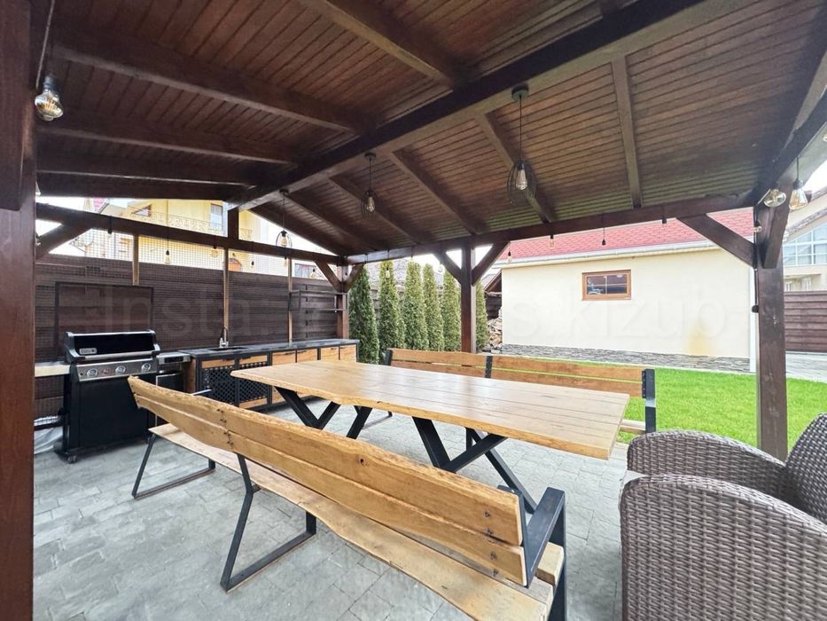 Без комісії/Продам будинок в Ужгороді/200 м2/5 сотих/Газове опалення