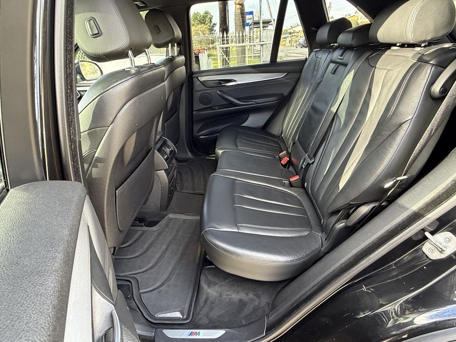 BMW X5 M50D  7 lugares