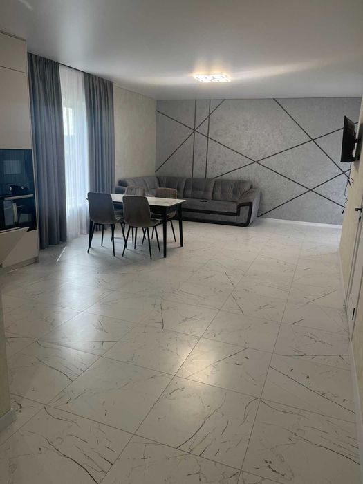 Продам стильний будинок з ремонтом