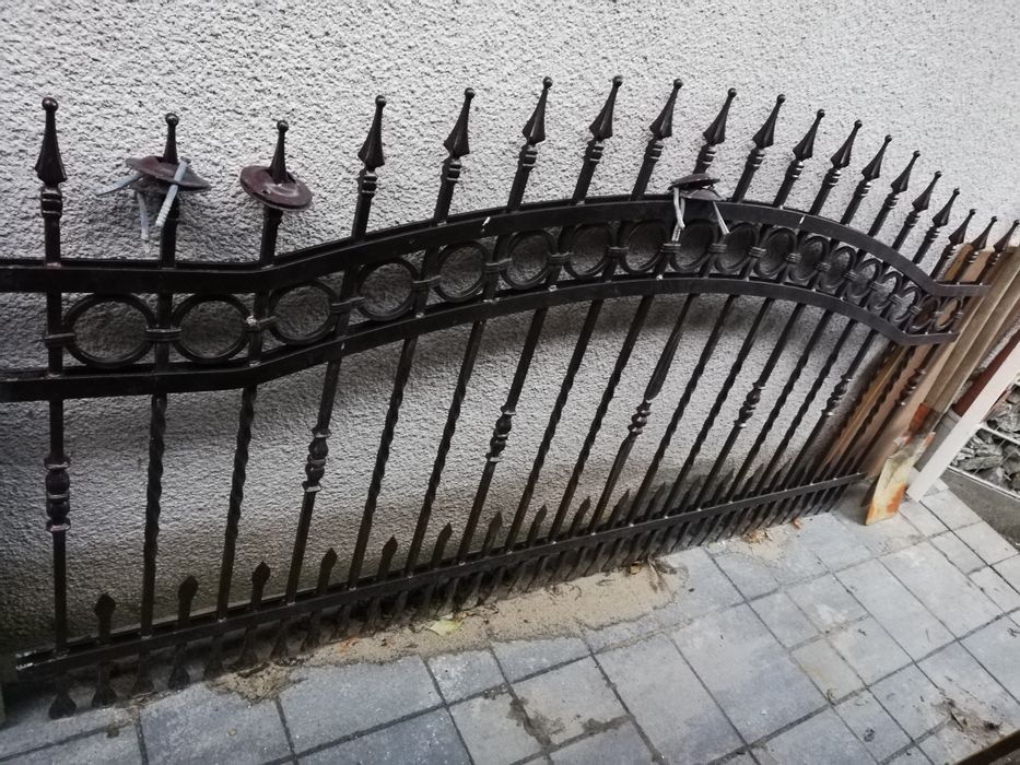 Brama przesuwna stal kuta