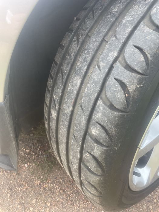 Ford mondeo 1.8 alufelgi 18