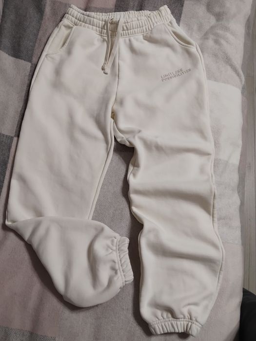 Жіночі спортивні  штани       розмір  S-M-L