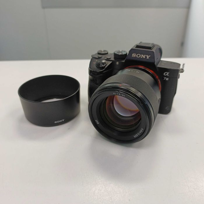 Фотоапарат Sony Alpha A7 III (ILCE-7M3) + об'єктив Sony FE 1.8/85
