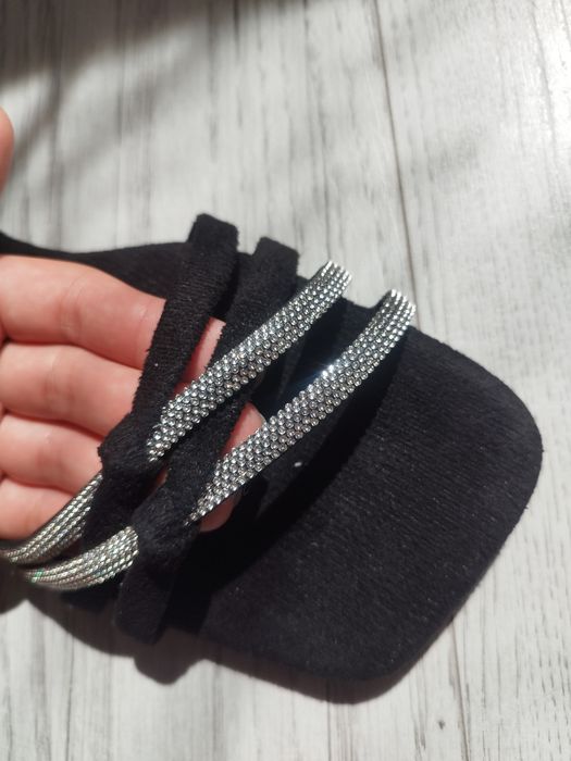 Klapki sandały buty