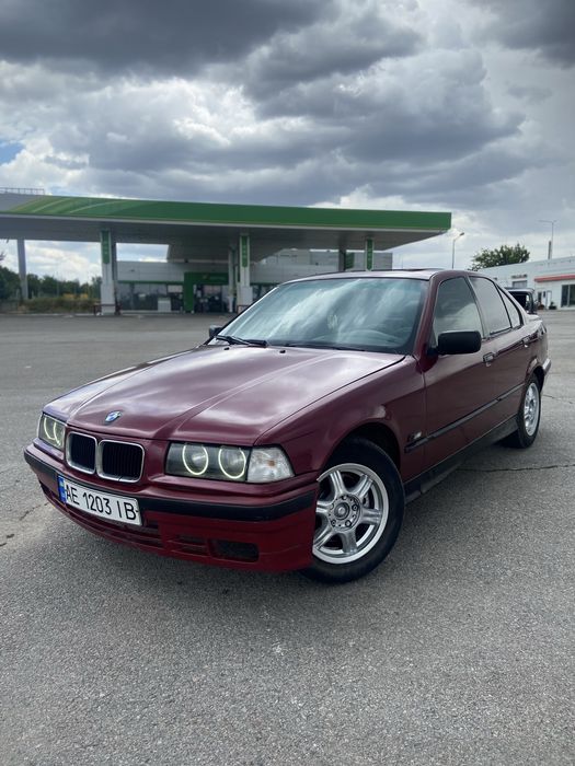 Bmw e36 1.8 бензин