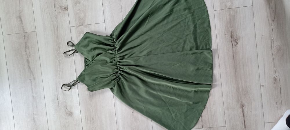 Sukienka khaki r XS/S