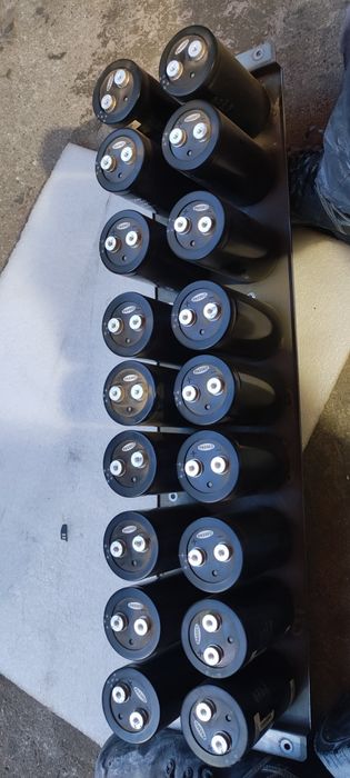 Capacitor Eletrolítico Industrial Jianghai CD138S – 3900µF 500V