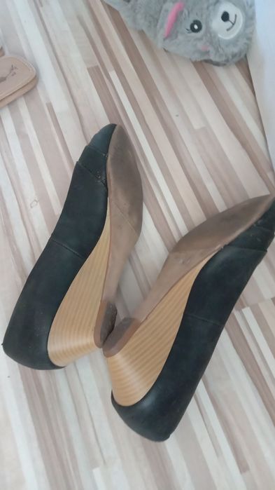 Super Czółenka czarne 40