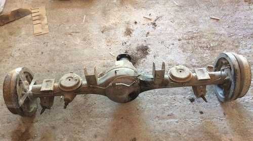 Міст Ніссан Патрол Y60 (задній)