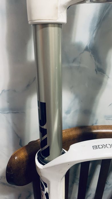 Вилка RockShox BOXXER WC 26