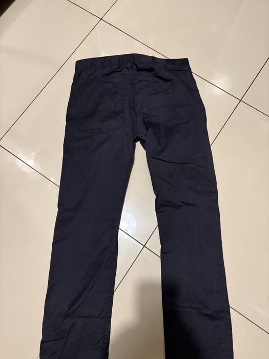 Spodnie granatowe armani