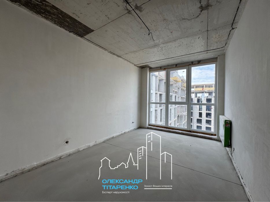 Нова, двостороння квартира, світла та сучасна!