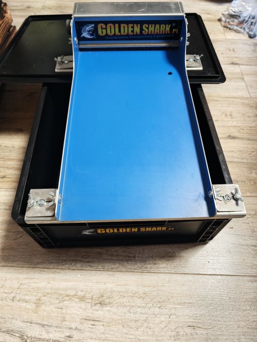Stół do czyszczenia złota GoldenShark BlackBox Blue