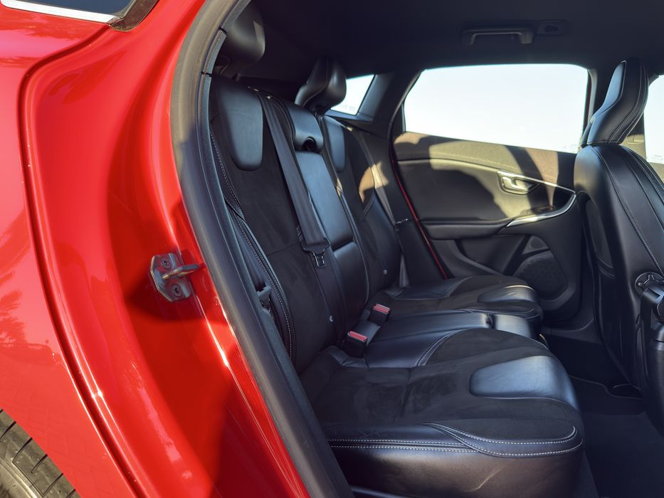 Volvo V40 R-Design Ano 2015 Kit Embreagem Mudada Aceito Retoma