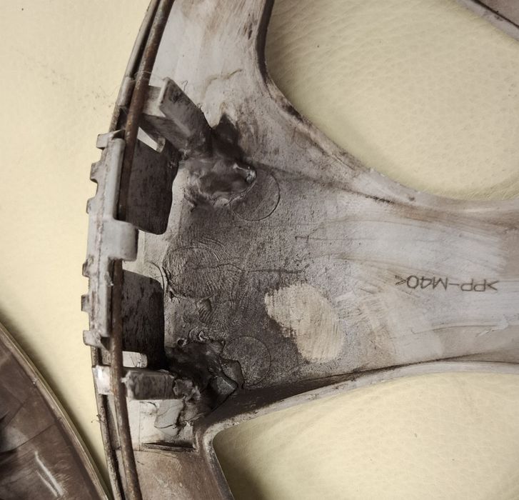 Kołpaki Dekle 15" Komplet Toyota Yaris  Orginalne