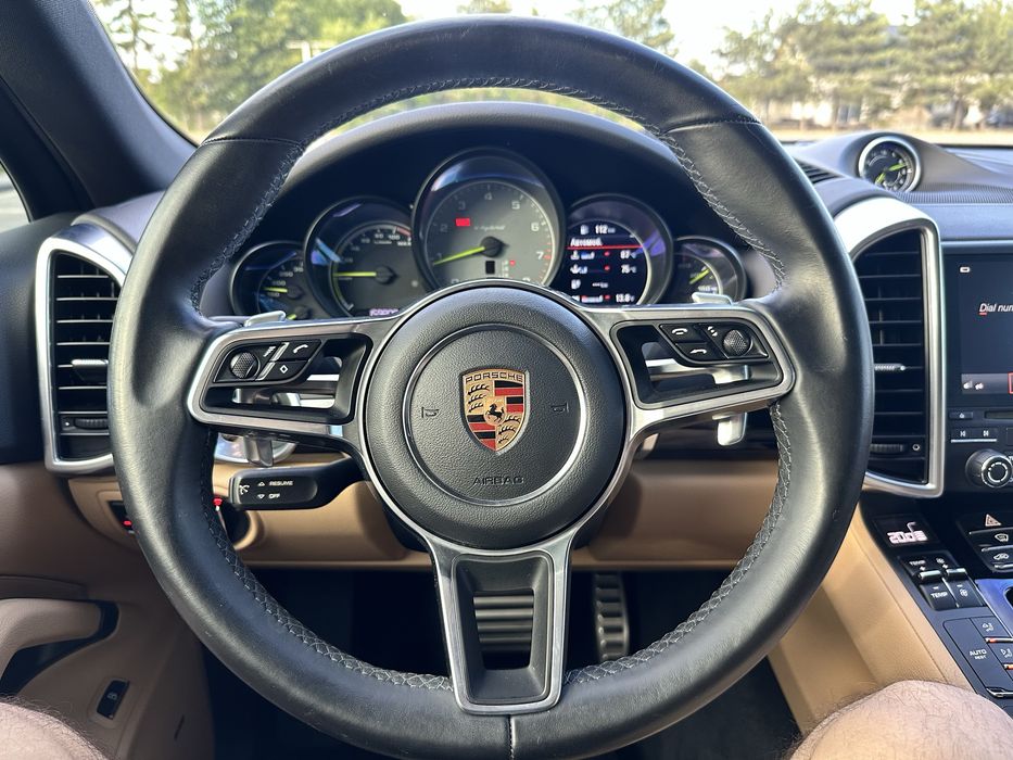 Porsche Cayenne e-hybrid 2017