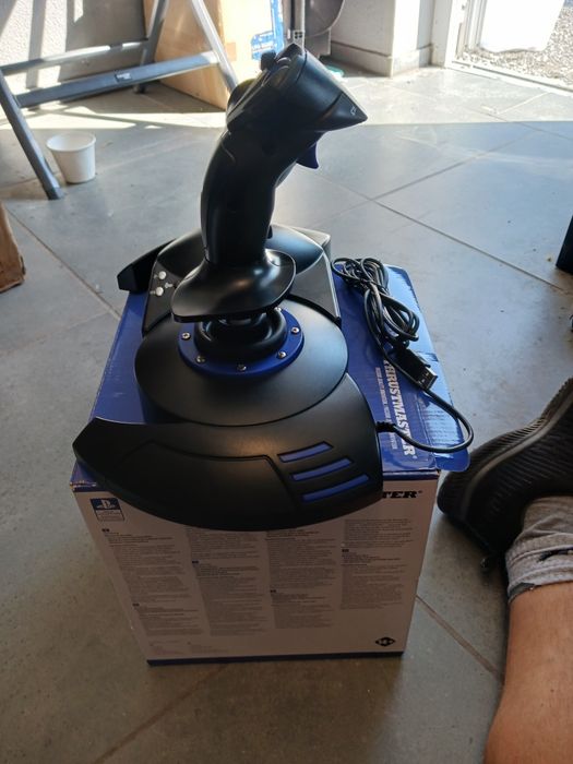 Thrustmaster T.Flight Hotas 4