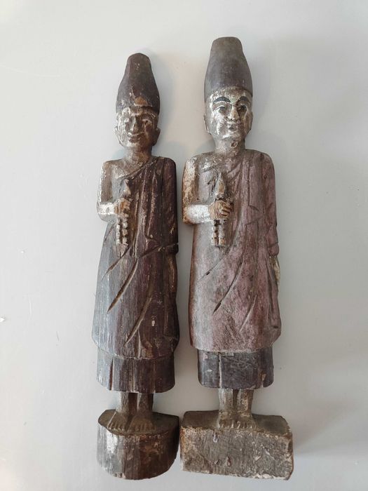 esculturas antigas de origem asiática