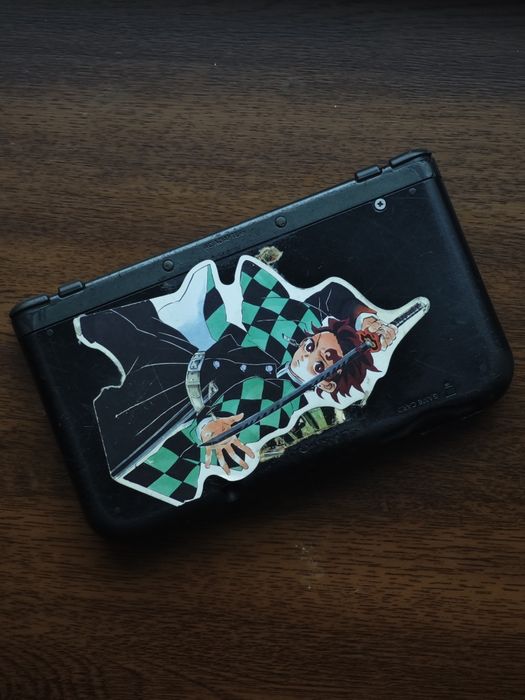 New Nintendo 3DS LL 32GB