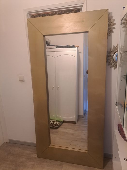 Espelho alto de quarto ou corredor