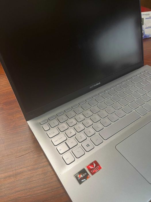 Vendo computador Portátil ASUS